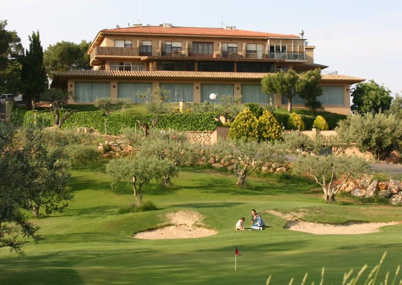Hotel Golf Can Rafel Corbera de Llobregat Ngoại thất bức ảnh